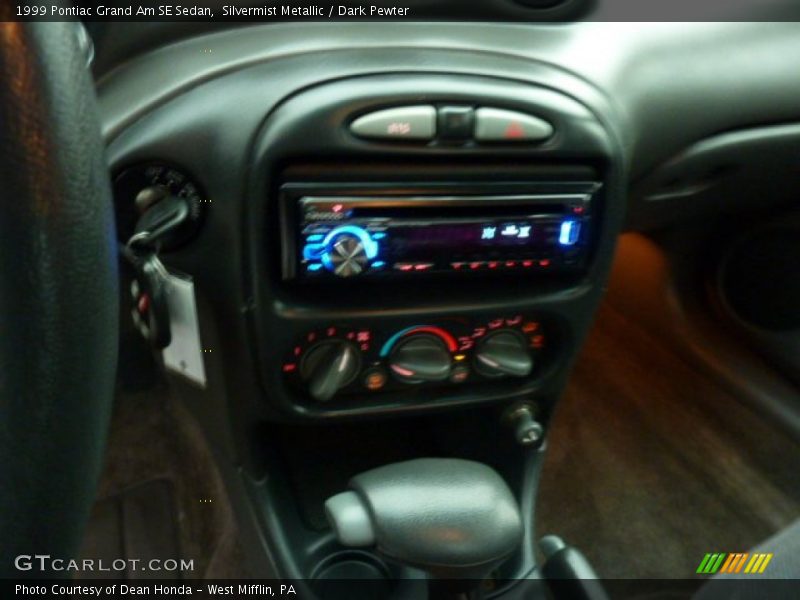 Silvermist Metallic / Dark Pewter 1999 Pontiac Grand Am SE Sedan