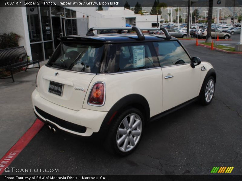 Pepper White / Grey/Carbon Black 2007 Mini Cooper S Hardtop