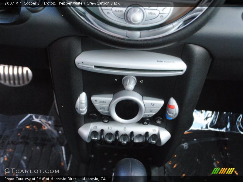 Pepper White / Grey/Carbon Black 2007 Mini Cooper S Hardtop