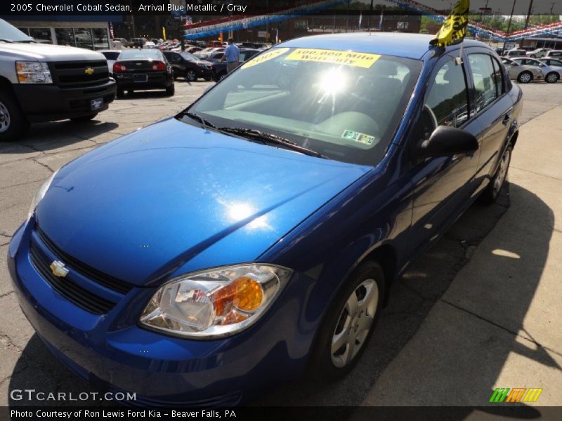 Arrival Blue Metallic / Gray 2005 Chevrolet Cobalt Sedan