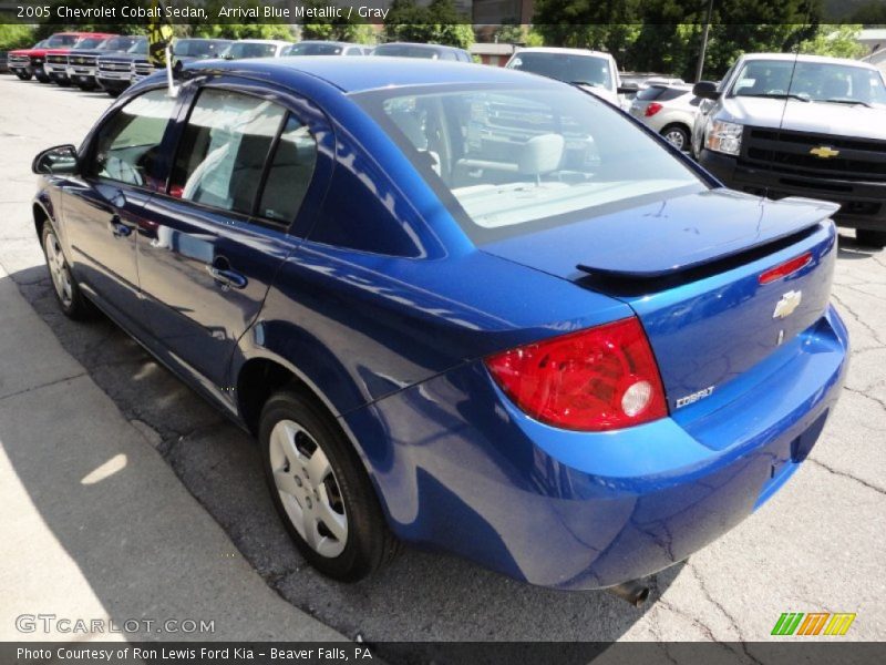Arrival Blue Metallic / Gray 2005 Chevrolet Cobalt Sedan