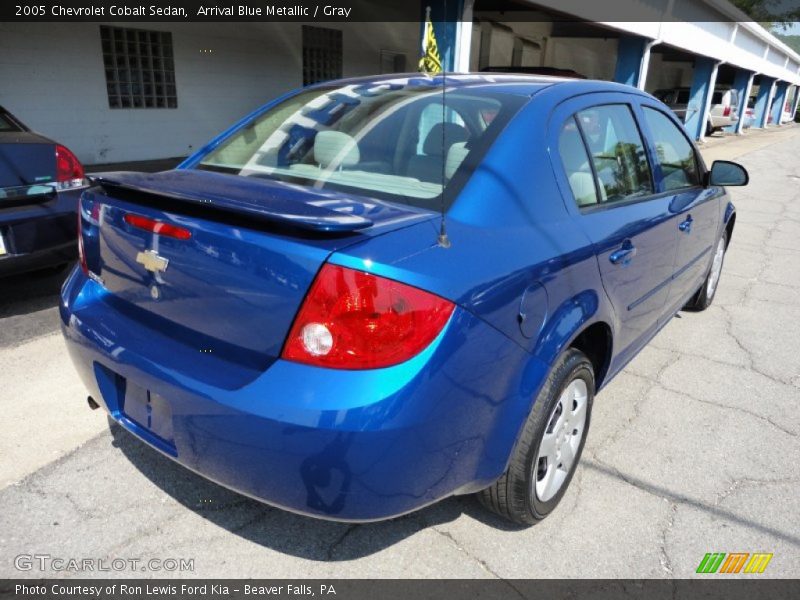 Arrival Blue Metallic / Gray 2005 Chevrolet Cobalt Sedan