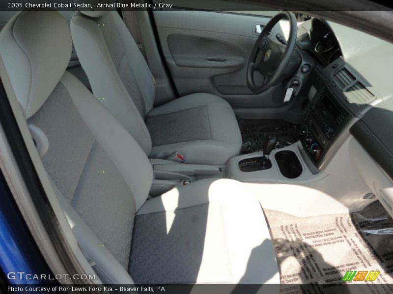 Arrival Blue Metallic / Gray 2005 Chevrolet Cobalt Sedan
