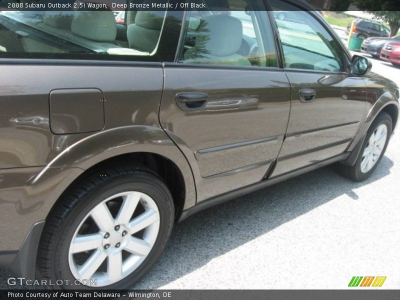 Deep Bronze Metallic / Off Black 2008 Subaru Outback 2.5i Wagon