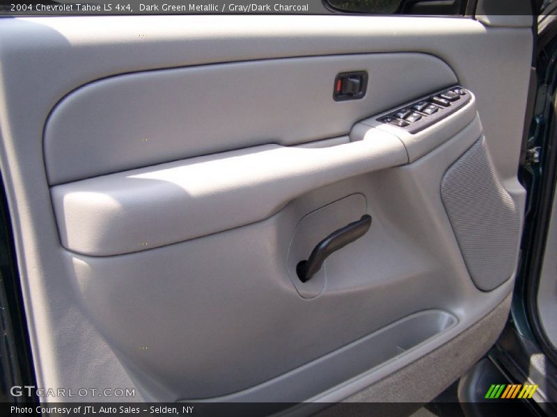 Dark Green Metallic / Gray/Dark Charcoal 2004 Chevrolet Tahoe LS 4x4