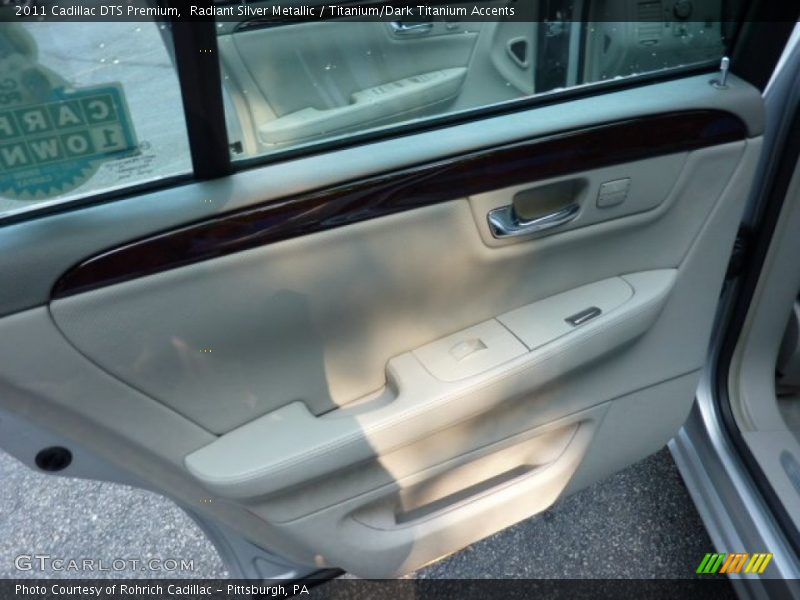 Radiant Silver Metallic / Titanium/Dark Titanium Accents 2011 Cadillac DTS Premium