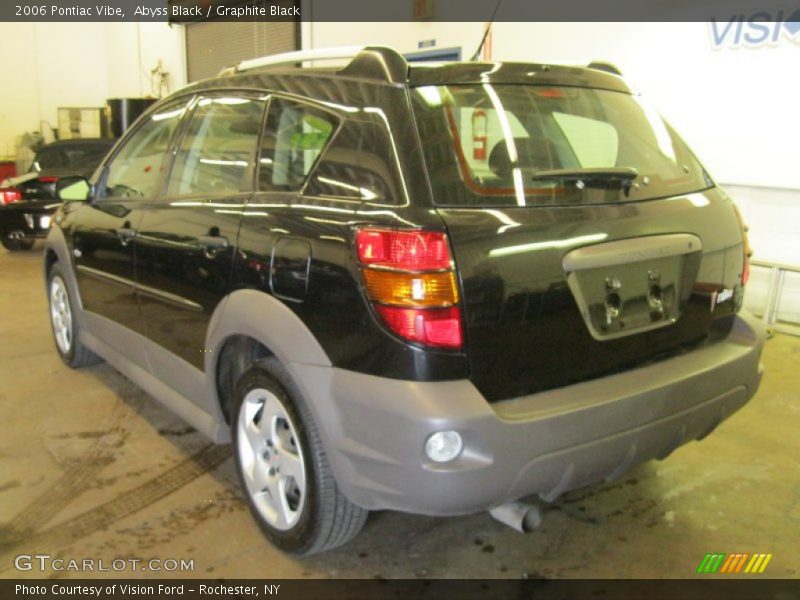 Abyss Black / Graphite Black 2006 Pontiac Vibe