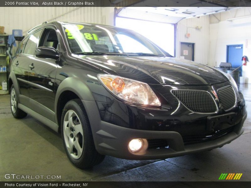 Abyss Black / Graphite Black 2006 Pontiac Vibe
