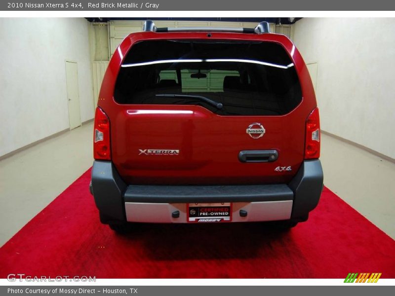 Red Brick Metallic / Gray 2010 Nissan Xterra S 4x4