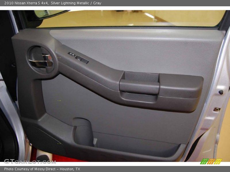 Silver Lightning Metallic / Gray 2010 Nissan Xterra S 4x4