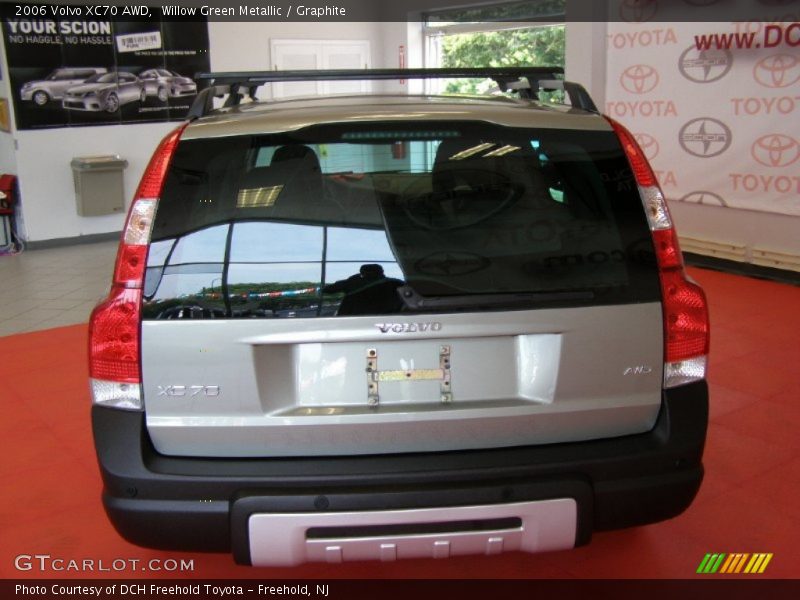 Willow Green Metallic / Graphite 2006 Volvo XC70 AWD