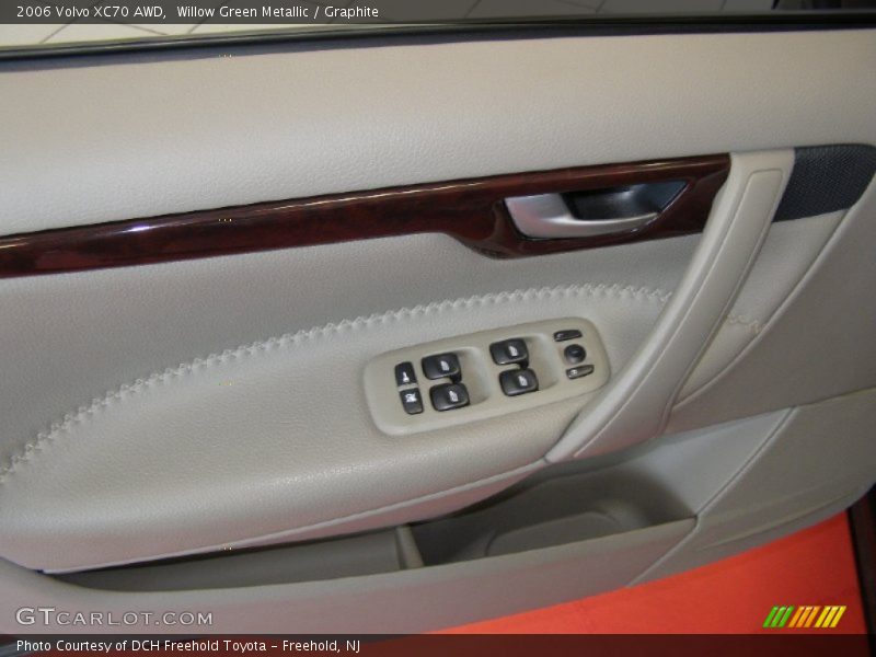 Willow Green Metallic / Graphite 2006 Volvo XC70 AWD