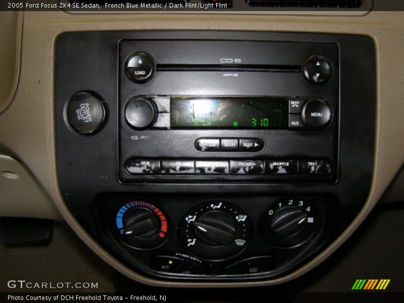 Controls of 2005 Focus ZX4 SE Sedan