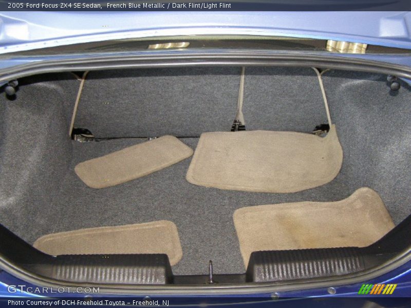 French Blue Metallic / Dark Flint/Light Flint 2005 Ford Focus ZX4 SE Sedan