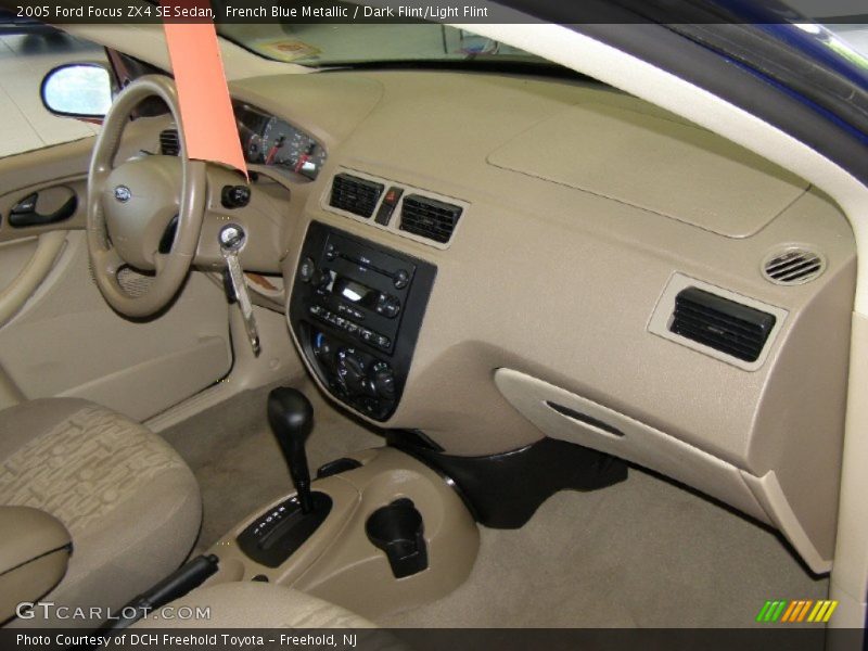 Dashboard of 2005 Focus ZX4 SE Sedan