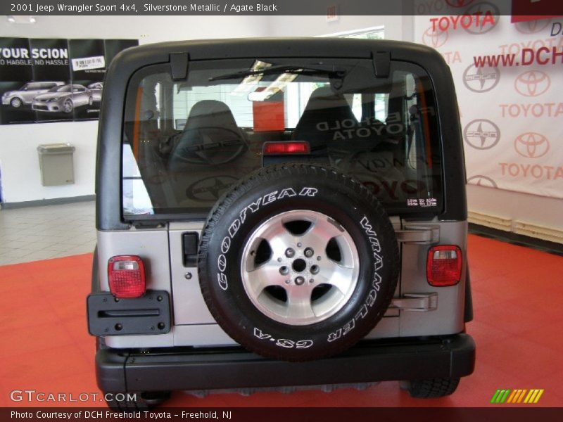 Silverstone Metallic / Agate Black 2001 Jeep Wrangler Sport 4x4
