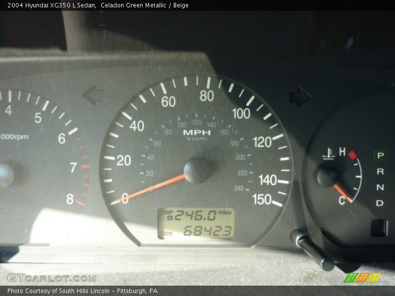 Celadon Green Metallic / Beige 2004 Hyundai XG350 L Sedan