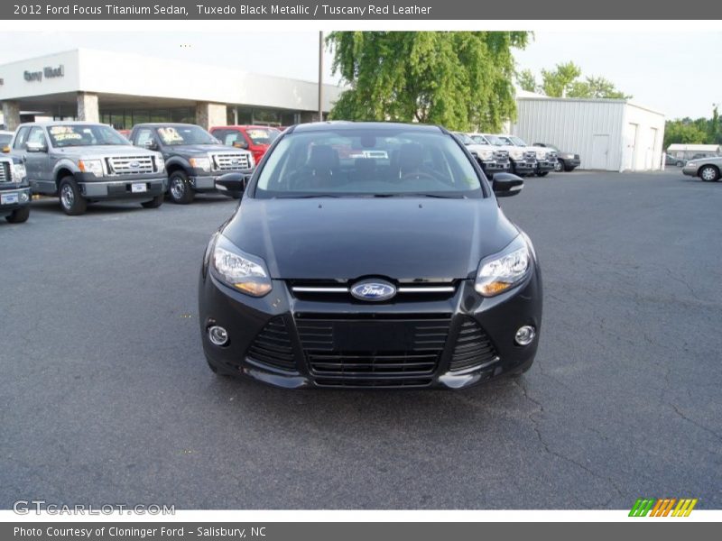 Tuxedo Black Metallic / Tuscany Red Leather 2012 Ford Focus Titanium Sedan