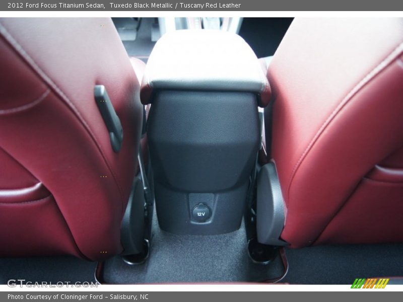 Tuxedo Black Metallic / Tuscany Red Leather 2012 Ford Focus Titanium Sedan