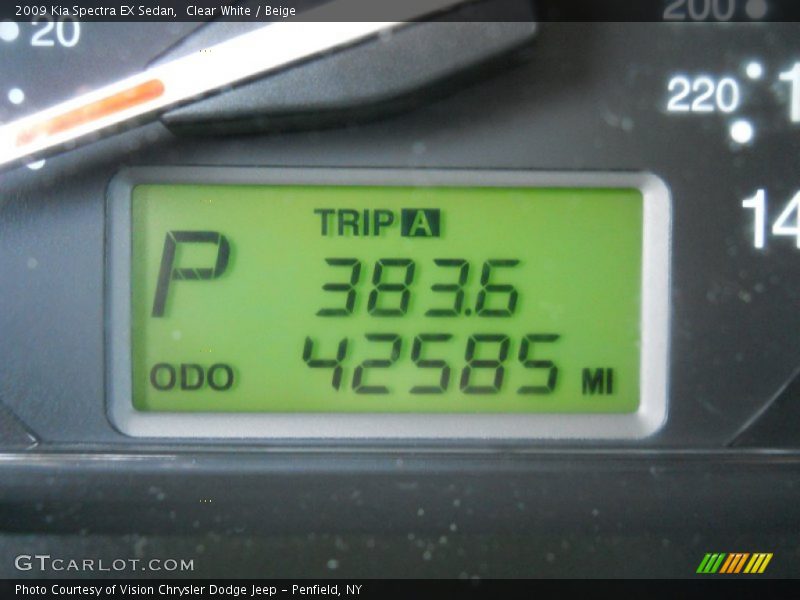 Clear White / Beige 2009 Kia Spectra EX Sedan