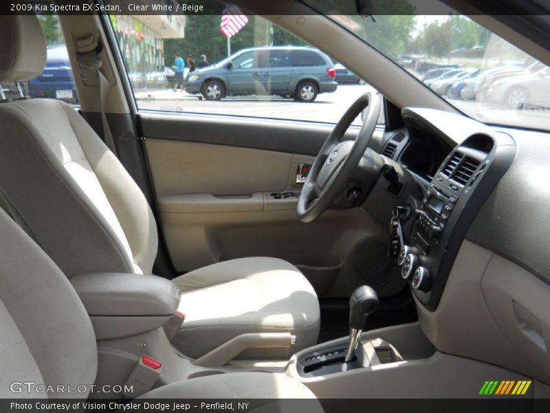 Clear White / Beige 2009 Kia Spectra EX Sedan