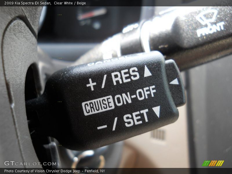 Clear White / Beige 2009 Kia Spectra EX Sedan