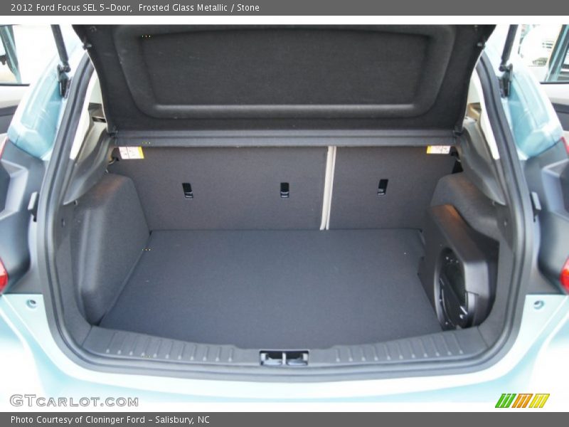 2012 Focus SEL 5-Door Trunk