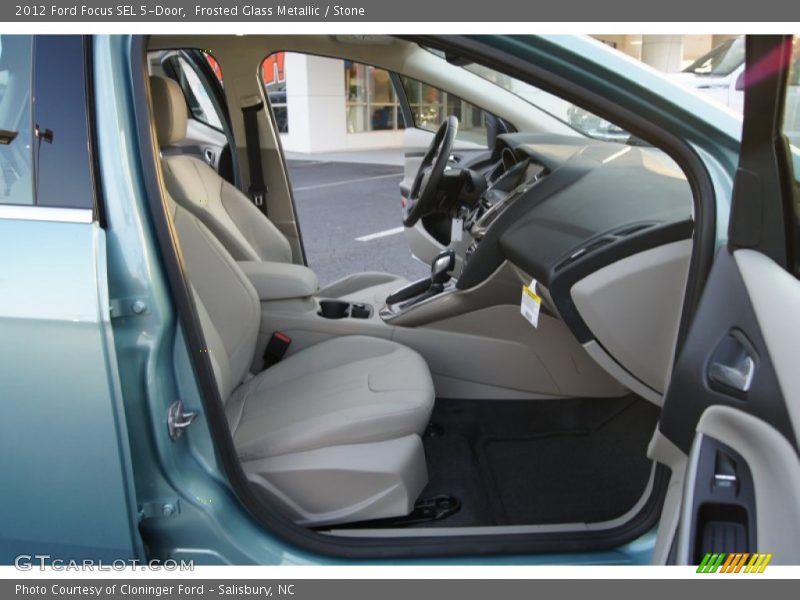  2012 Focus SEL 5-Door Stone Interior