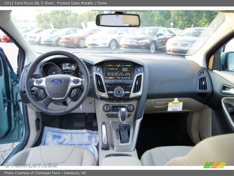 Dashboard of 2012 Focus SEL 5-Door