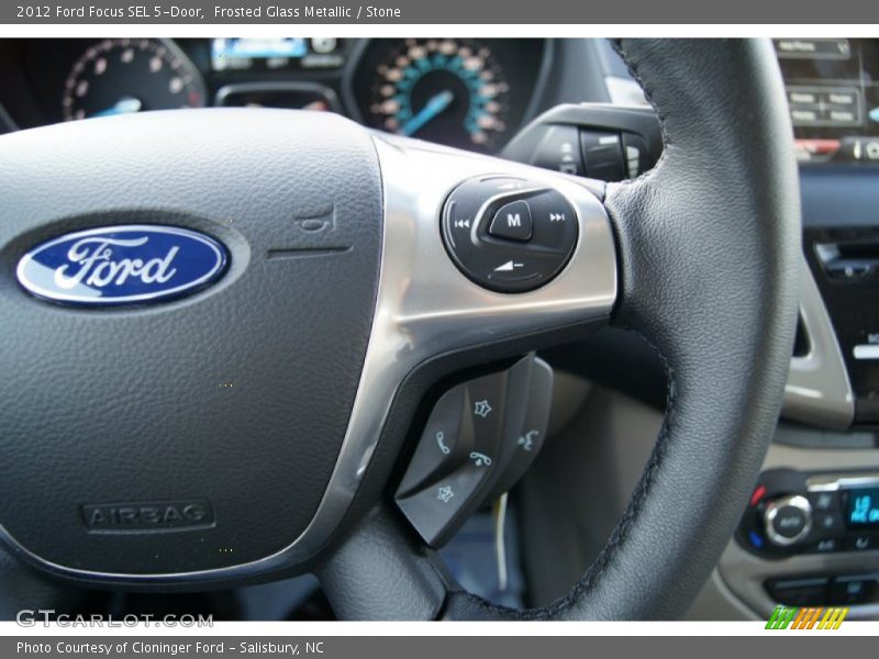 Controls of 2012 Focus SEL 5-Door