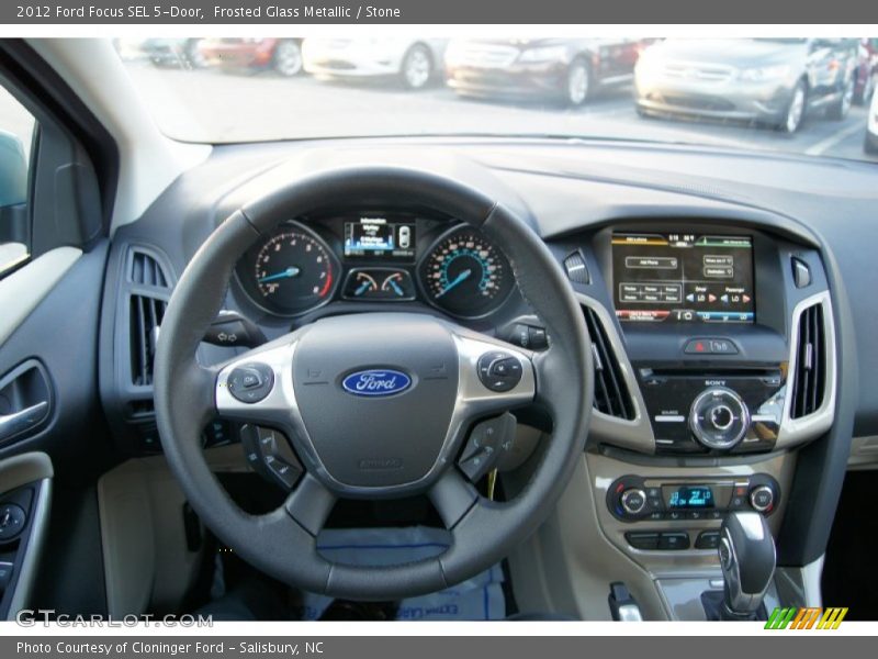 Controls of 2012 Focus SEL 5-Door
