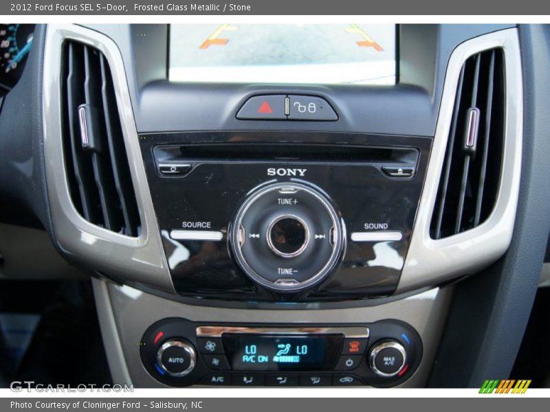 Controls of 2012 Focus SEL 5-Door