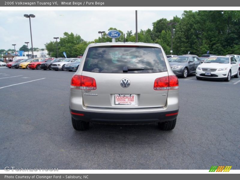 Wheat Beige / Pure Beige 2006 Volkswagen Touareg V6