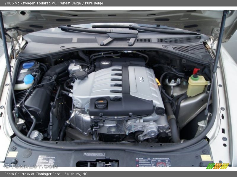 Wheat Beige / Pure Beige 2006 Volkswagen Touareg V6