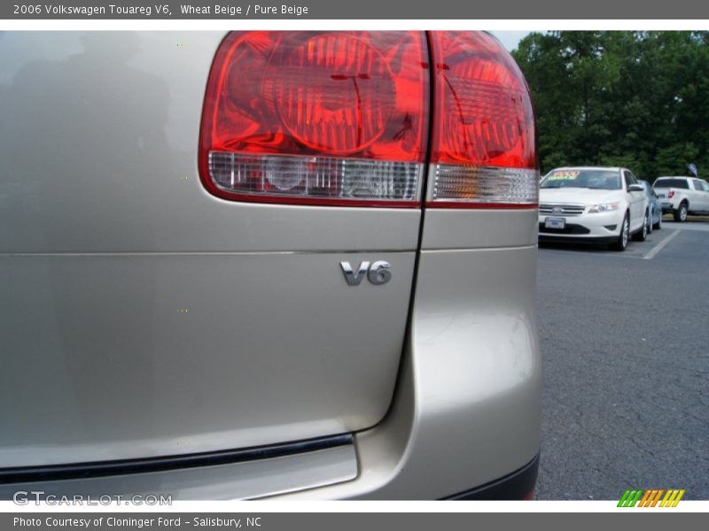 Wheat Beige / Pure Beige 2006 Volkswagen Touareg V6