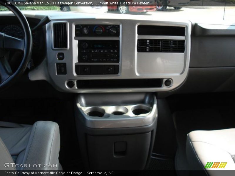 Summit White / Medium Pewter 2005 GMC Savana Van 1500 Passenger Conversion