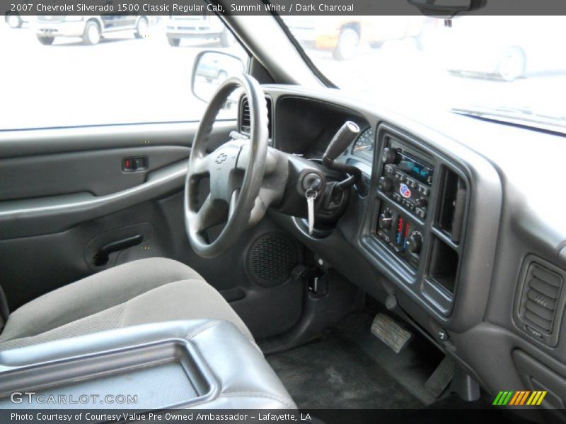 Summit White / Dark Charcoal 2007 Chevrolet Silverado 1500 Classic Regular Cab