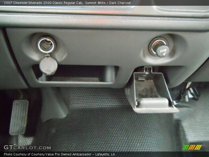 Summit White / Dark Charcoal 2007 Chevrolet Silverado 1500 Classic Regular Cab