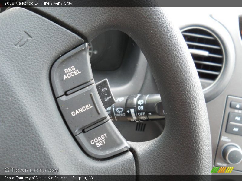 Controls of 2008 Rondo LX