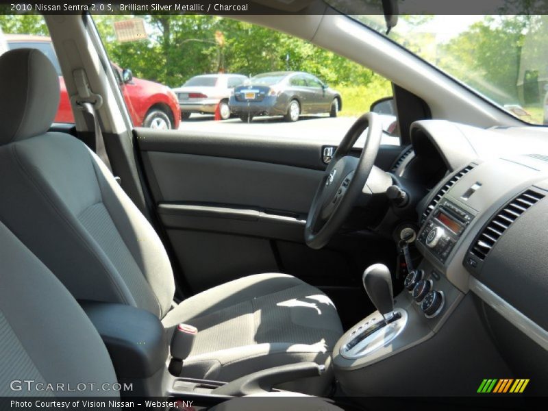 Brilliant Silver Metallic / Charcoal 2010 Nissan Sentra 2.0 S