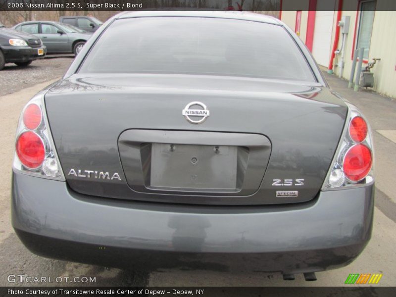 Super Black / Blond 2006 Nissan Altima 2.5 S