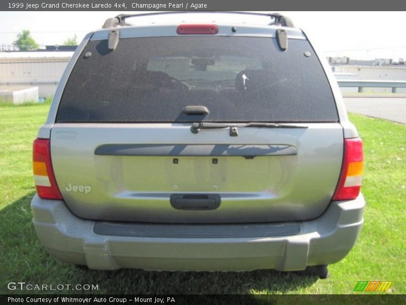 Champagne Pearl / Agate 1999 Jeep Grand Cherokee Laredo 4x4