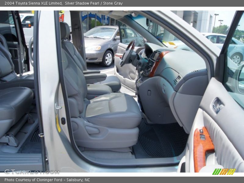 Silver Shadow Pearl / Stone Gray 2004 Toyota Sienna XLE Limited