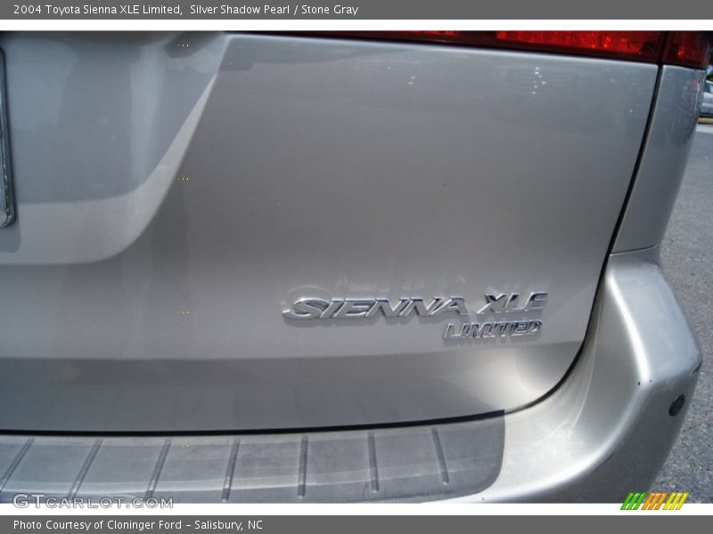 Silver Shadow Pearl / Stone Gray 2004 Toyota Sienna XLE Limited