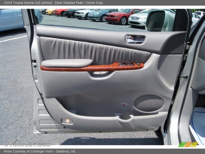 Silver Shadow Pearl / Stone Gray 2004 Toyota Sienna XLE Limited