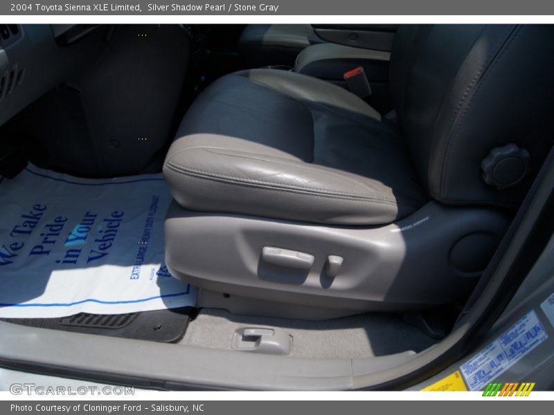 Silver Shadow Pearl / Stone Gray 2004 Toyota Sienna XLE Limited