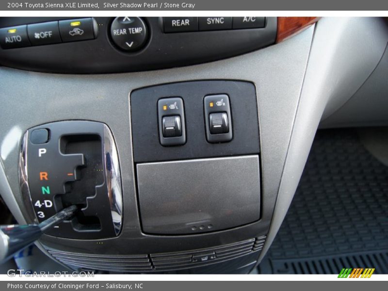 Silver Shadow Pearl / Stone Gray 2004 Toyota Sienna XLE Limited