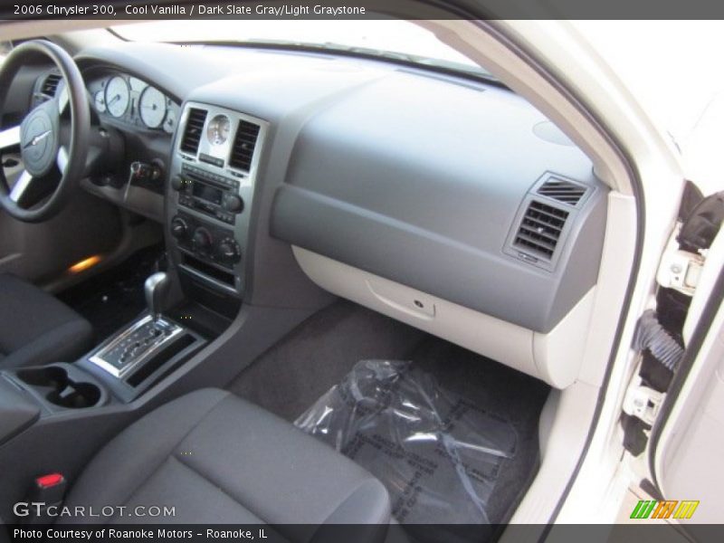 Cool Vanilla / Dark Slate Gray/Light Graystone 2006 Chrysler 300