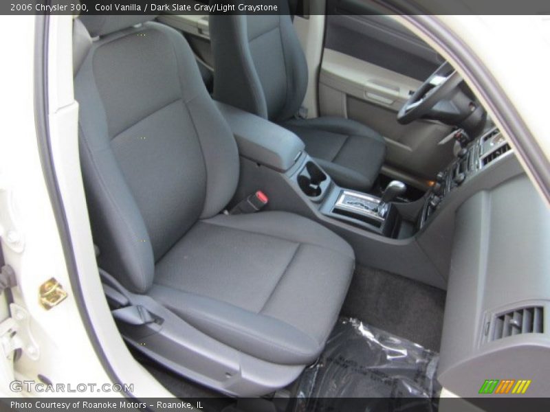 Cool Vanilla / Dark Slate Gray/Light Graystone 2006 Chrysler 300