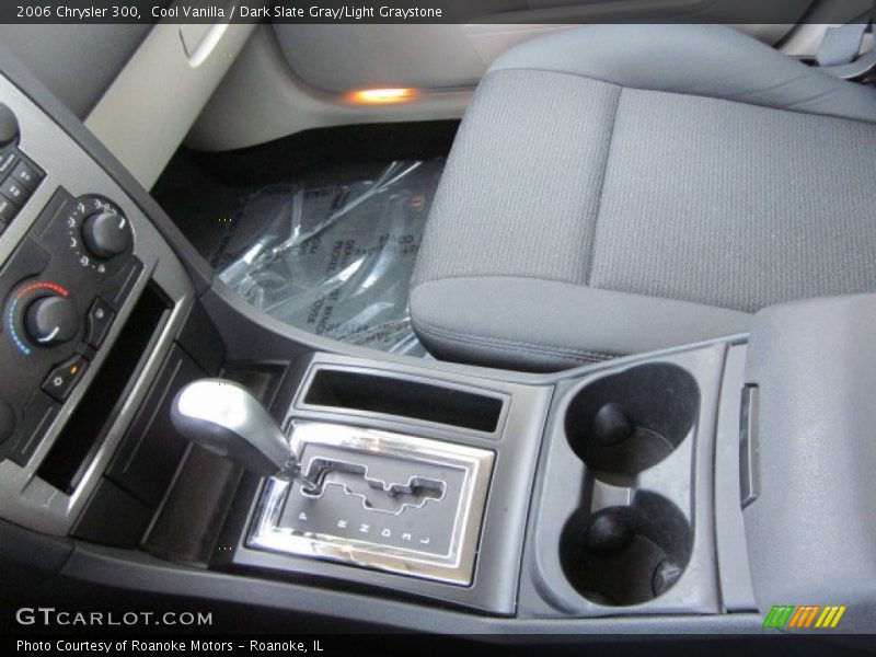 Cool Vanilla / Dark Slate Gray/Light Graystone 2006 Chrysler 300